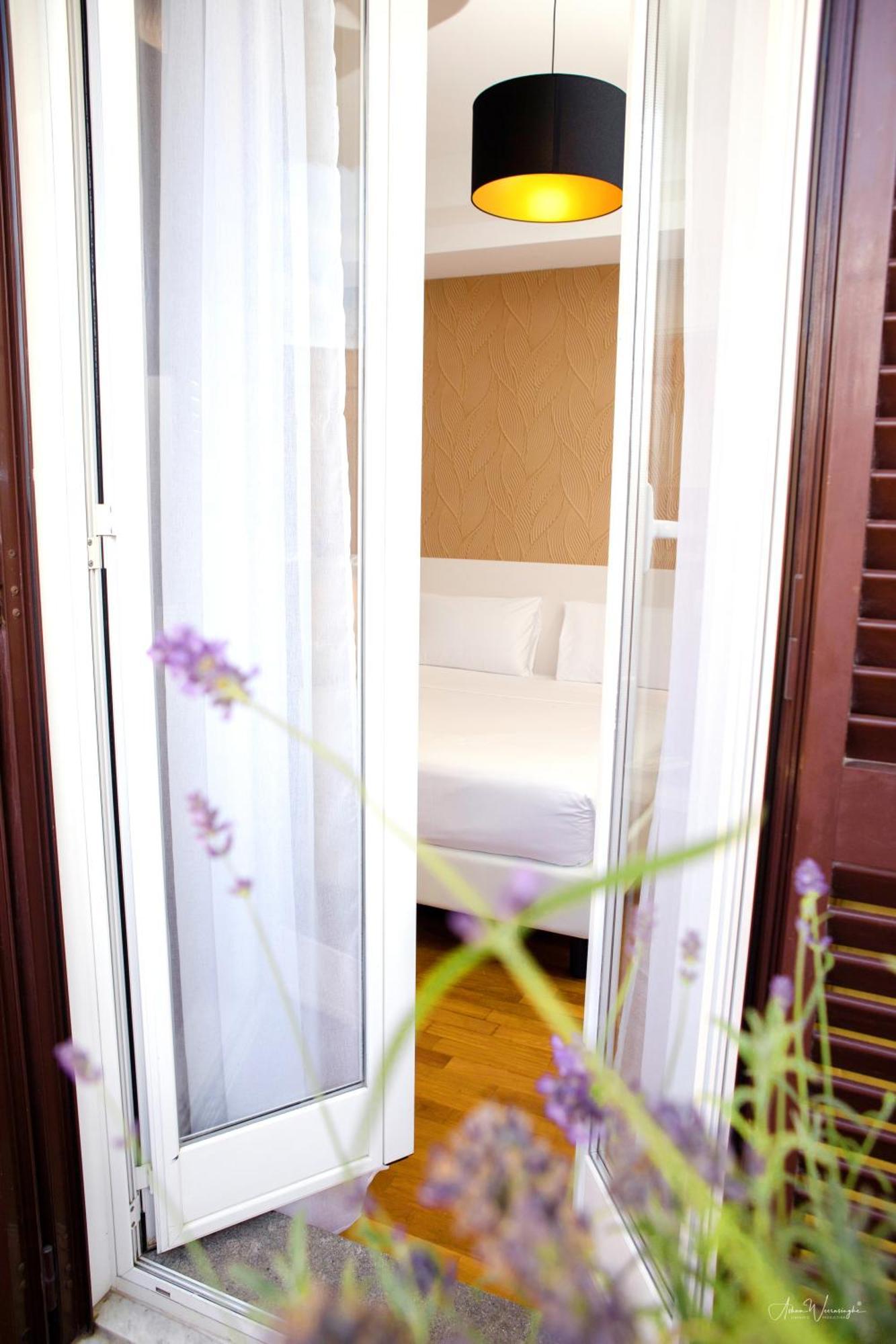 Magikrooms Topaz Roma Exterior foto