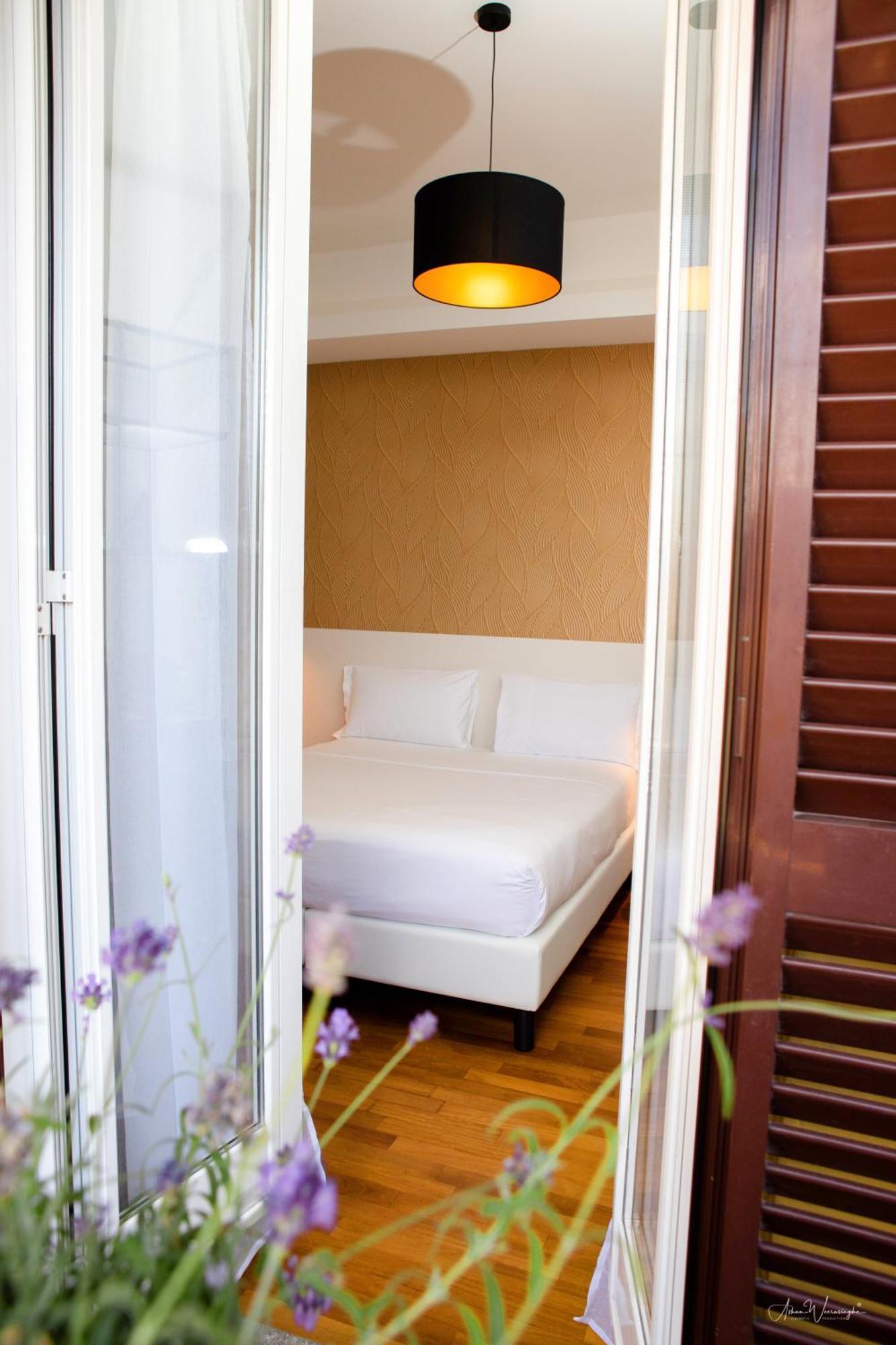 Magikrooms Topaz Roma Exterior foto
